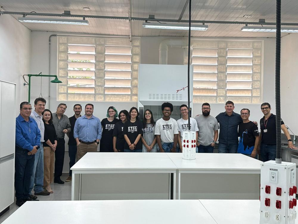 Turma-inauguracao-ETEC